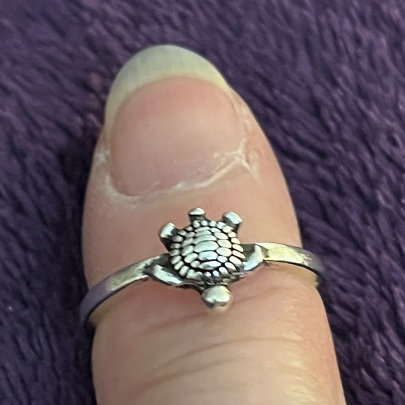 💖3/$10!!! Whimsical, adorable silver turtle ring. So cute and so much fun! OS. - Picture 9 of 11